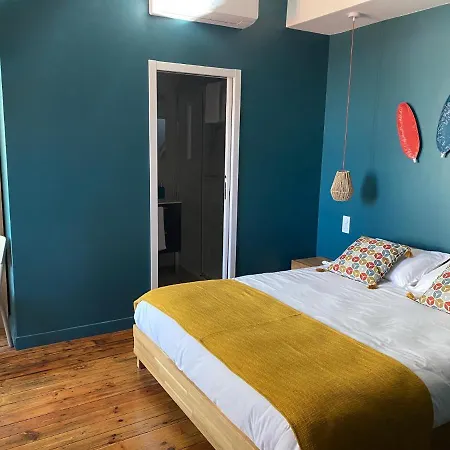Studio, Appartement 4-7 pers et Suite détente avec Spa Quartier Cathédrale Autun Extérieur photo